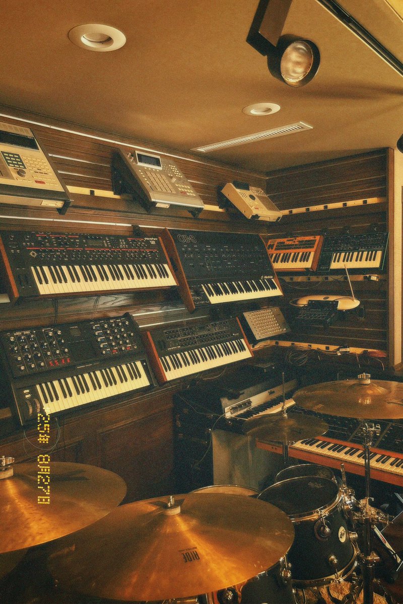 thaliano tweet media