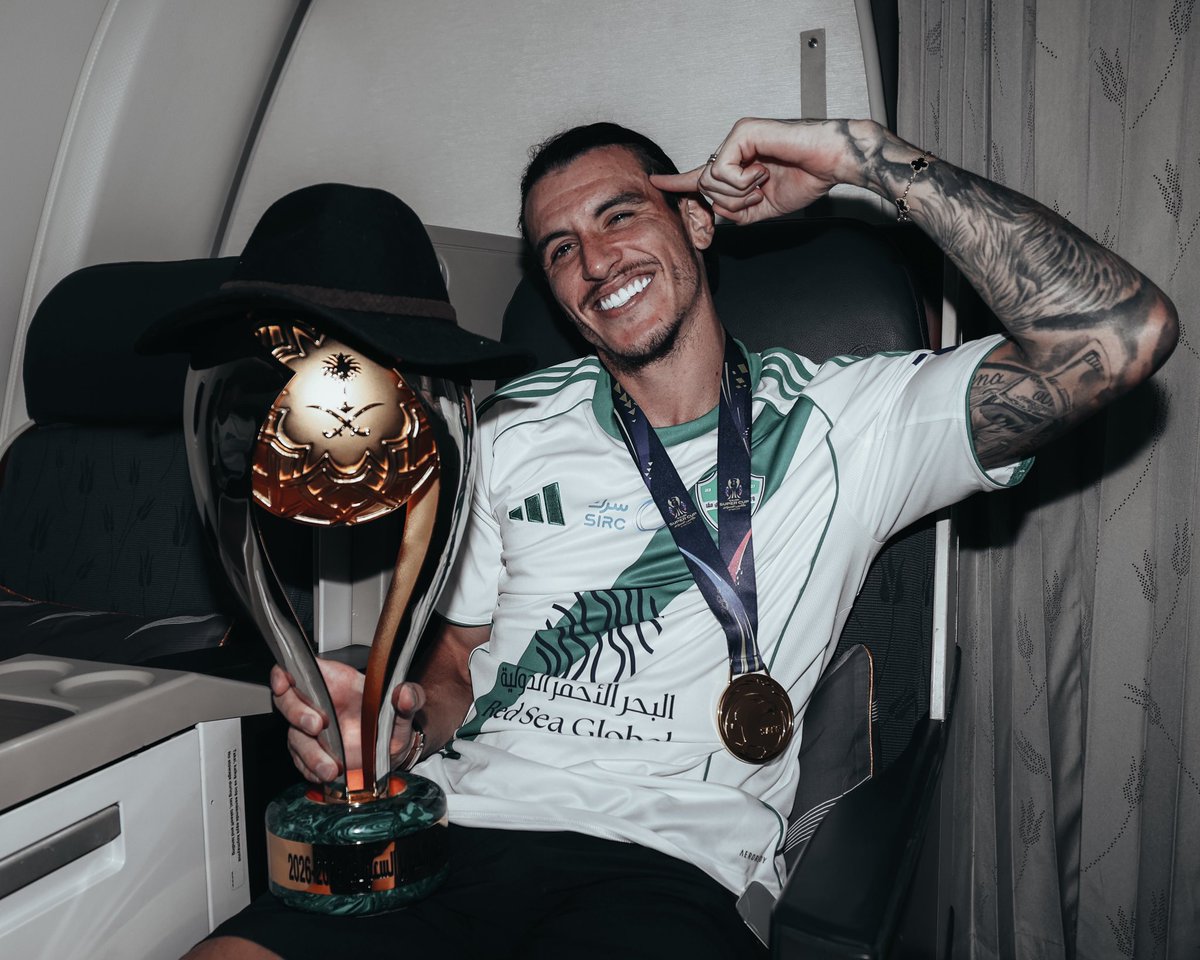 🚨🚨🚨🚨🚨🚨🚨 — نادينا :

كأس السوبر السعودي لن يُعاد والنادي الأهلي بطلاً لكأس السوبر السعودي بعرق جبينه! 💚💚💚🥶🥶🥶🥶