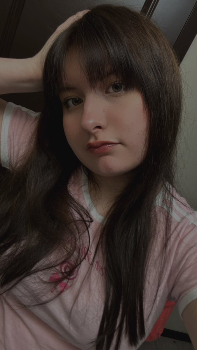 signedissa's tweet image. And I was like huh.  When did you get hot?
(Lowkey was a fetus)