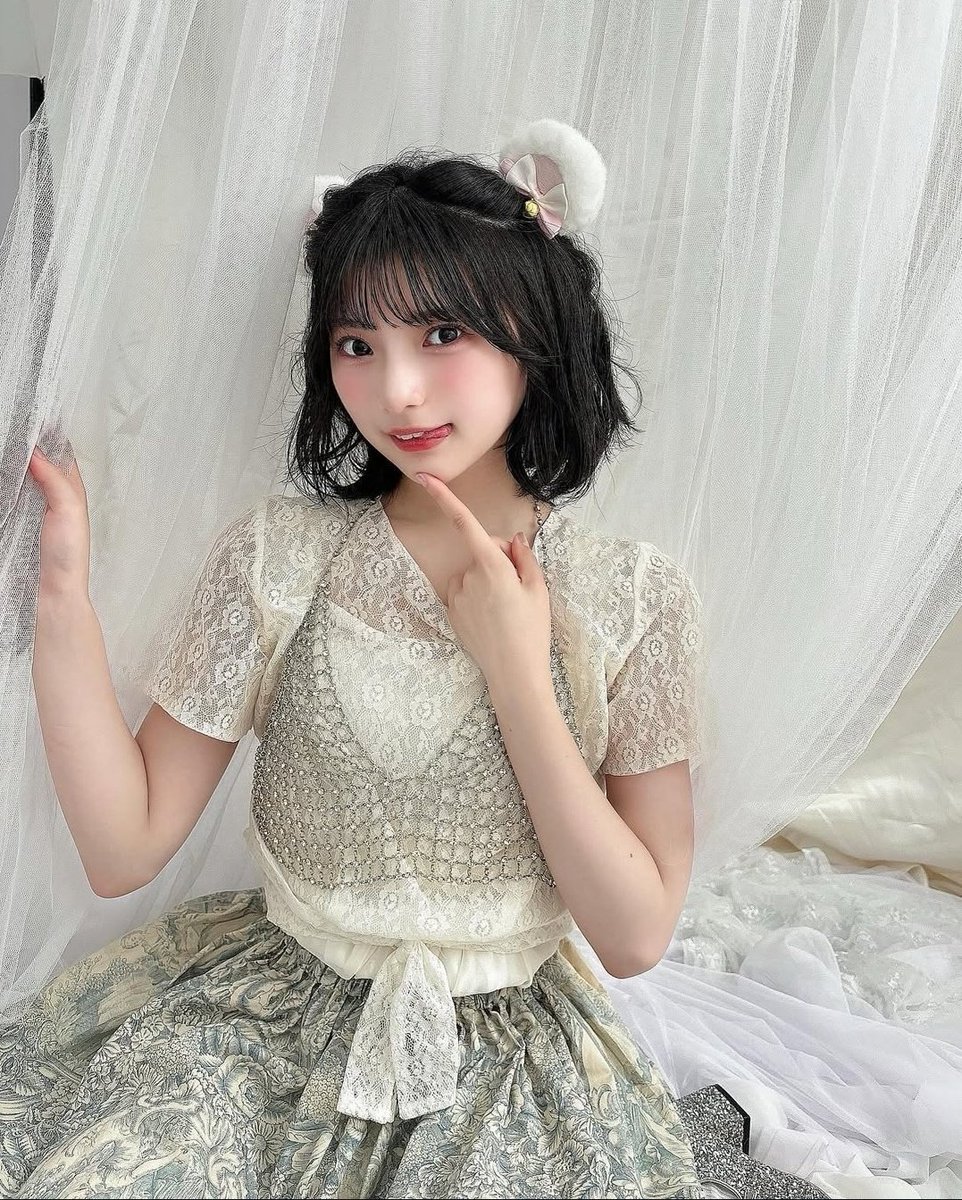 透明美ボディ

姫野ひなの