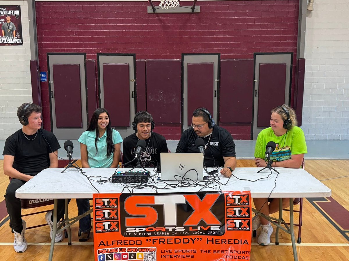 pryor_la's tweet photo. Our HS Cross Country Program getting some love from STX Sports Live !! 
Go Dogs!! 🐾🐾
La Pryor ISD
@TMobile https://t.co/WVHS0evRnS