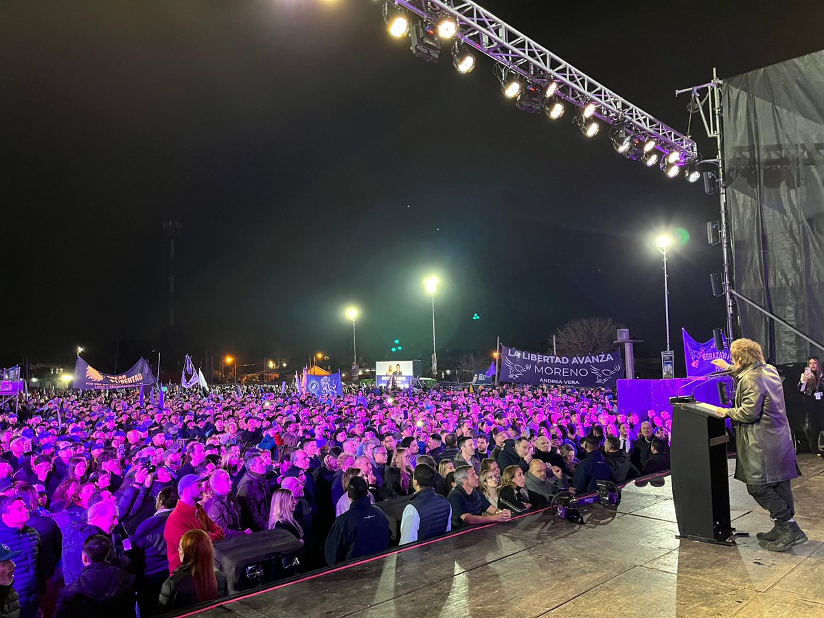 Increíble encuentro para el cierre de nuestra campaña en provincia de Buenos Aires. 

El domingo decimos KIRCHNERISMO NUNCA MÁS. <a href="/JMilei/">Javier Milei</a>