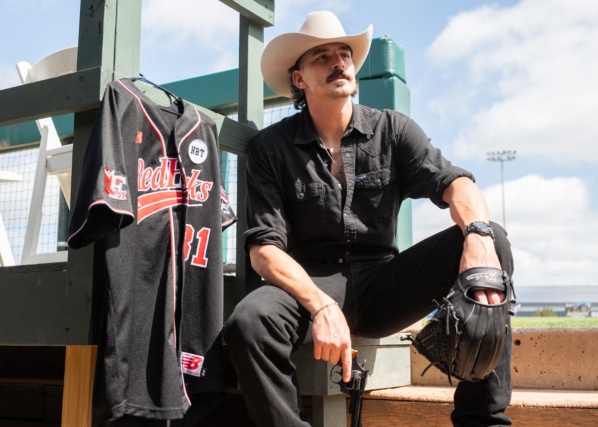 Fargo-Moorhead RedHawks tweet media