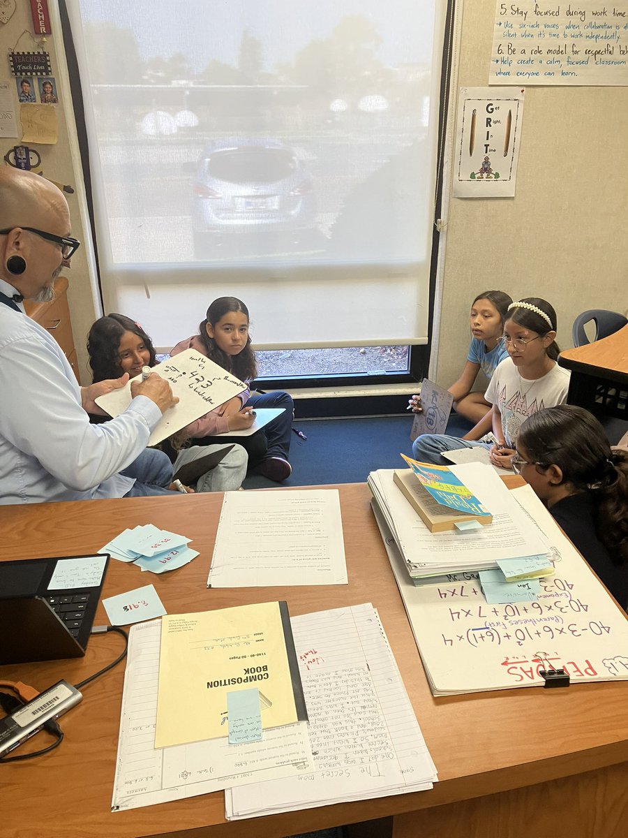 penceSBUSD's tweet image. It was a great visit today with our Assistant Superintendent, Ms. Reichert-Montiel, where she had the opportunity to observe effective teaching strategies and student engagement. #pencepenguins @sbusd_news @RMontielPamela @Supt_SBUSD