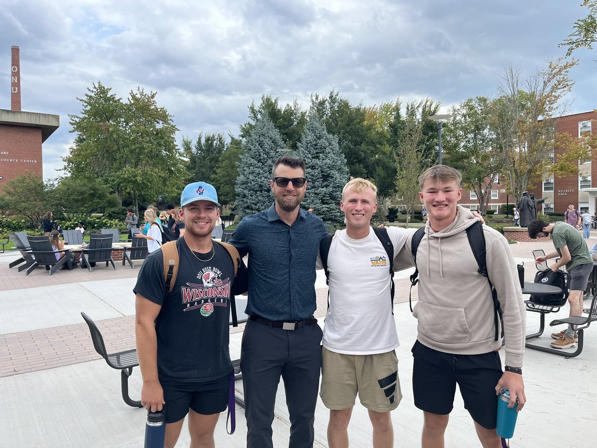 We want to give a huge thank you to former Tiger Ben Zobrist for taking time to speak to our team, take some cuts in BP, and spending time with us at practice today. 

And yes… he can still swing it! 

#ForONU