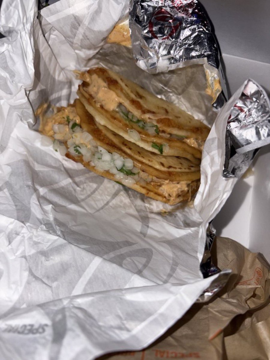 William Butts ate <a href="/tacobell/">Taco Bell</a> today. <a href="/wiIIwyd/">ᴡɪʟʟ ✤.*</a>