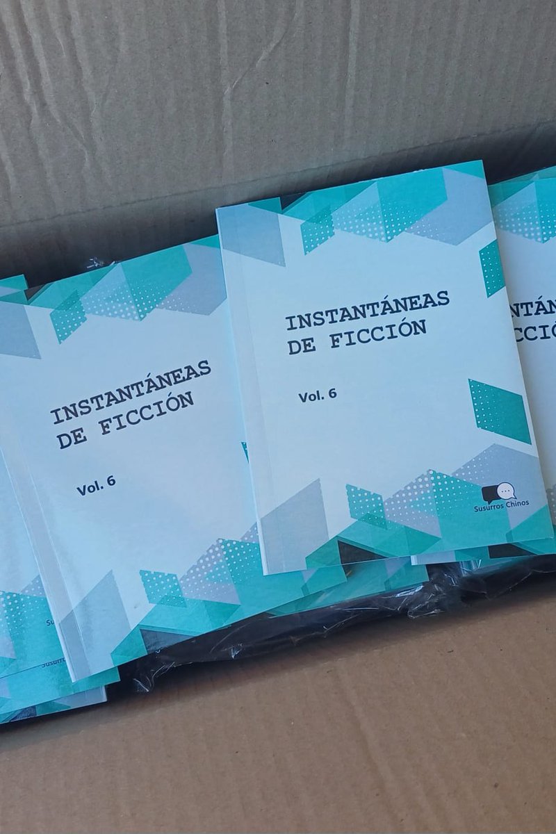 🎆¡Ya tenemos nuestros libritos!
Muy conveniente porque la presentación es mañana jueves😊
Ojalá puedan acercarse a compartir este momento con nuestro equipo de <a href="/SusurrosChinos/">Susurros Chinos</a> 

17:30 hs, Aula Magna, Facultad de Lenguas

Para asistir online: docs.google.com/forms/d/e/1FAI…