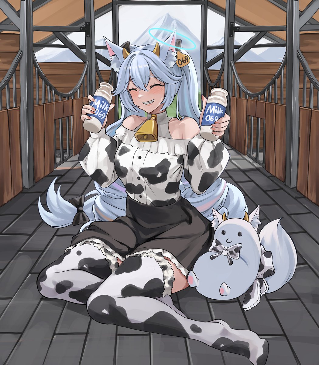 #KirschedArt <a href="/KirscheVerstahl/">Kirsche 🥥 🧁</a>
As promised. Kirsche in a cow outfit, super cute, right? 😍