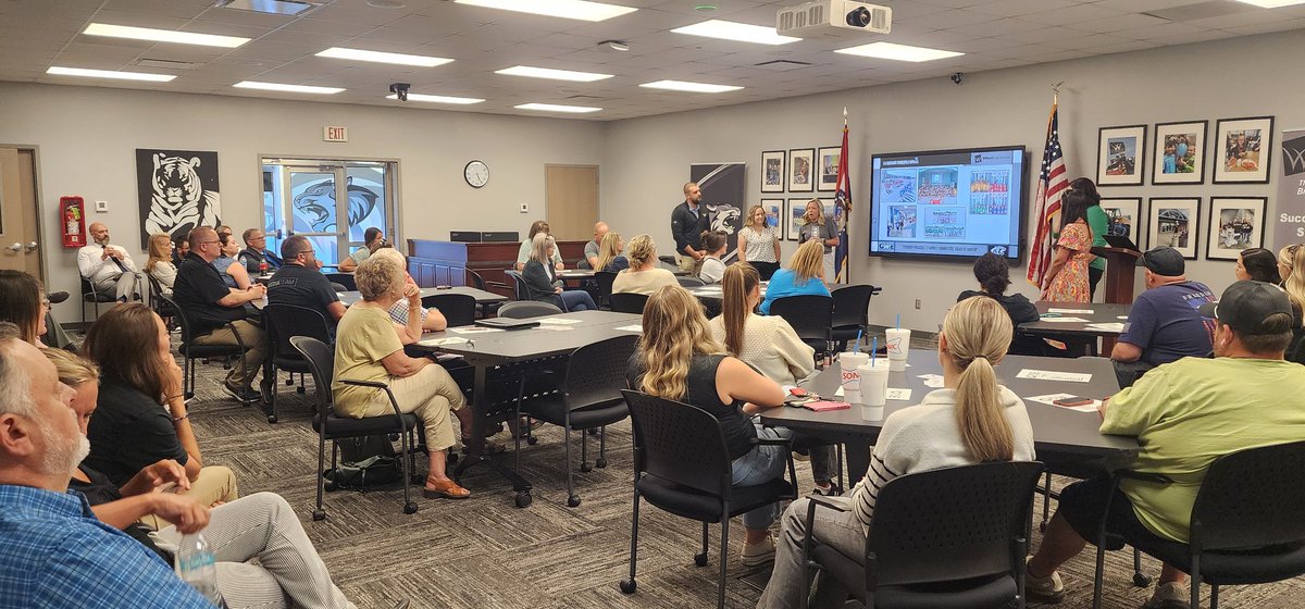 Really great vibe at tonight’s Community Advisory Team meeting. Appreciate everyone’s input and commitment to the work we’re doing together! #OneTeamOneWillard