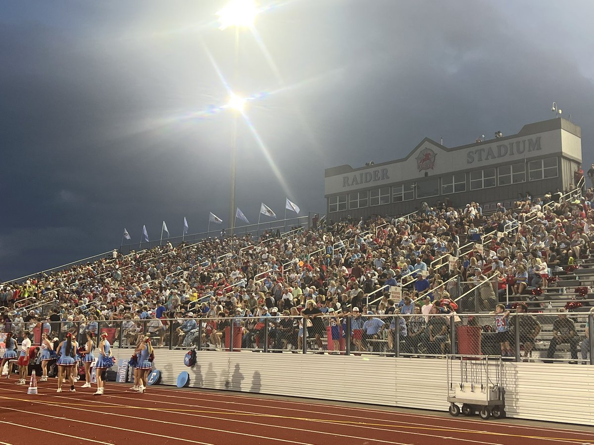 Packed house @lumbertonhsraiders <a href="/TMobile/">T-Mobile</a> #FN5GL #sweepstakes  @lisdraiders <a href="/lumbertonathl1/">Lumbeton Raider Athletics</a>
