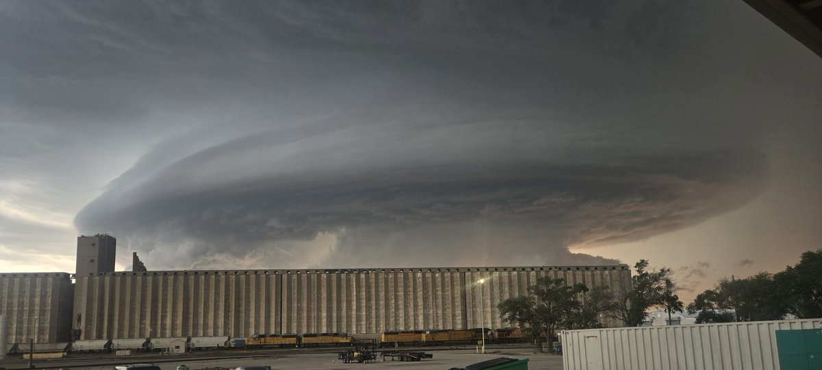 Woah. 😬
#kswx #wichita