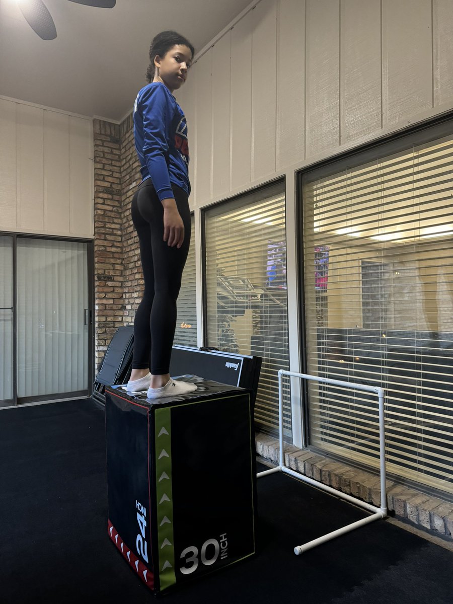 avazipporah's tweet image. Wednesday weights #Hoops