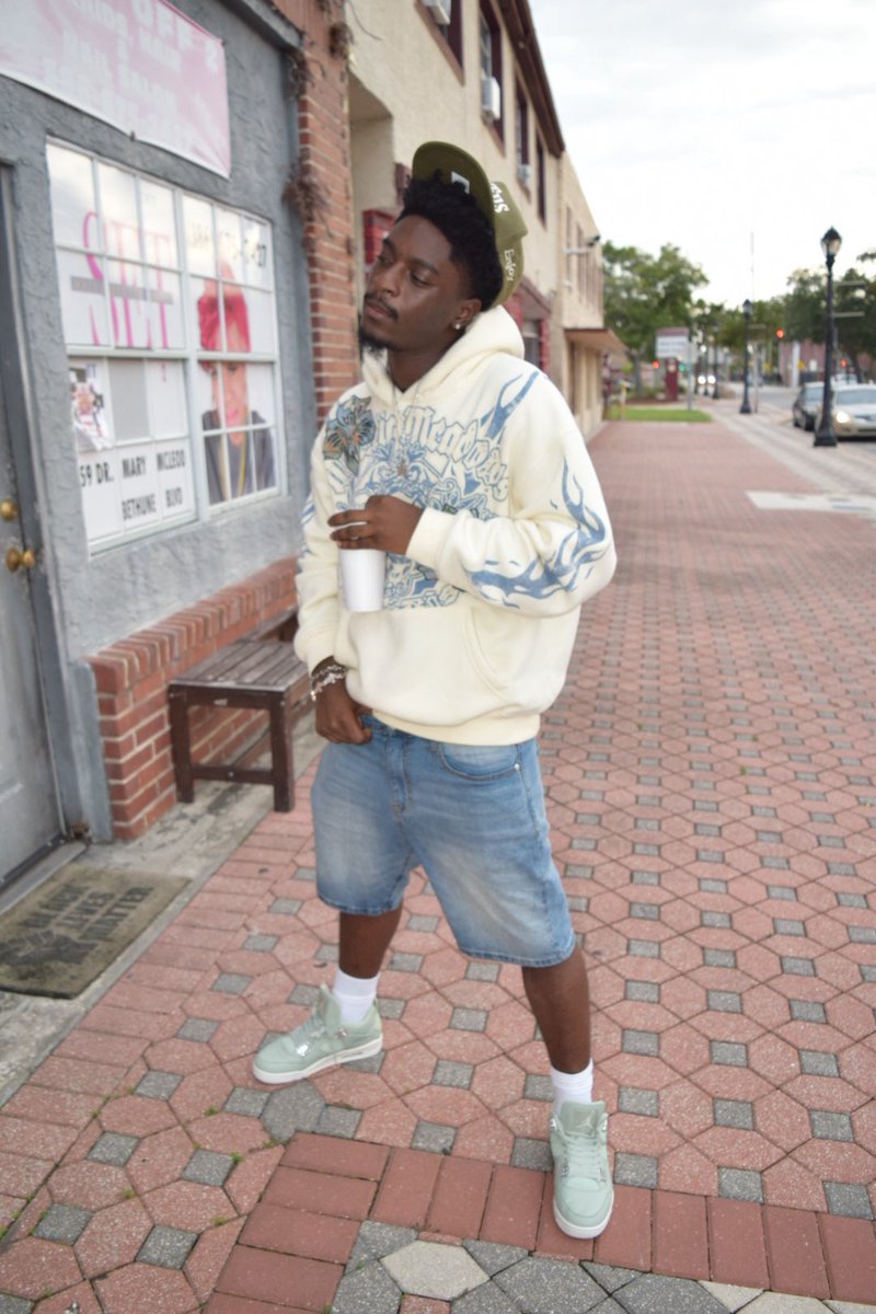 kilo #noticing tweet media