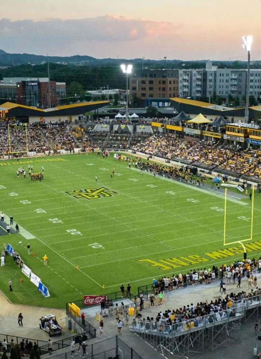 Taurean Davis (@taureandavis4) on Twitter photo Blessed to receive an offer from <a href="/kennesawstfb/">Kennesaw State Football</a> . <a href="/CoachParuta/">Coach 🅿️</a> <a href="/CoachMKershaw/">Mike Kershaw</a> <a href="/BrettSShufelt/">Brett Shufelt</a> <a href="/CoachWrightPerk/">Jack Wright</a> <a href="/clarencemcdoug1/">Coach McDougal</a> Blessed to receive an offer from <a href="/kennesawstfb/">Kennesaw State Football</a> . <a href="/CoachParuta/">Coach 🅿️</a> <a href="/CoachMKershaw/">Mike Kershaw</a> <a href="/BrettSShufelt/">Brett Shufelt</a> <a href="/CoachWrightPerk/">Jack Wright</a> <a href="/clarencemcdoug1/">Coach McDougal</a>