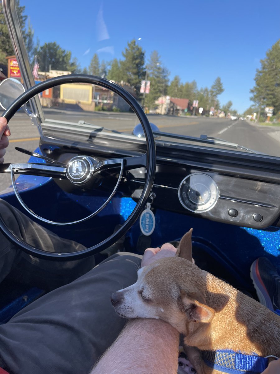 JC Whitney tweet media