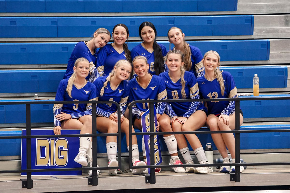 HFISD_Longhorns's tweet image. Hamshire-Fannett High School Volleyball 
vs Vidor
Non-District 
2025

*Complete photo album can be found on our Facebook page at facebook.com/share/p/1CgS61…
#WeAreHFISD #HornsUp #txhsvb #409Sports