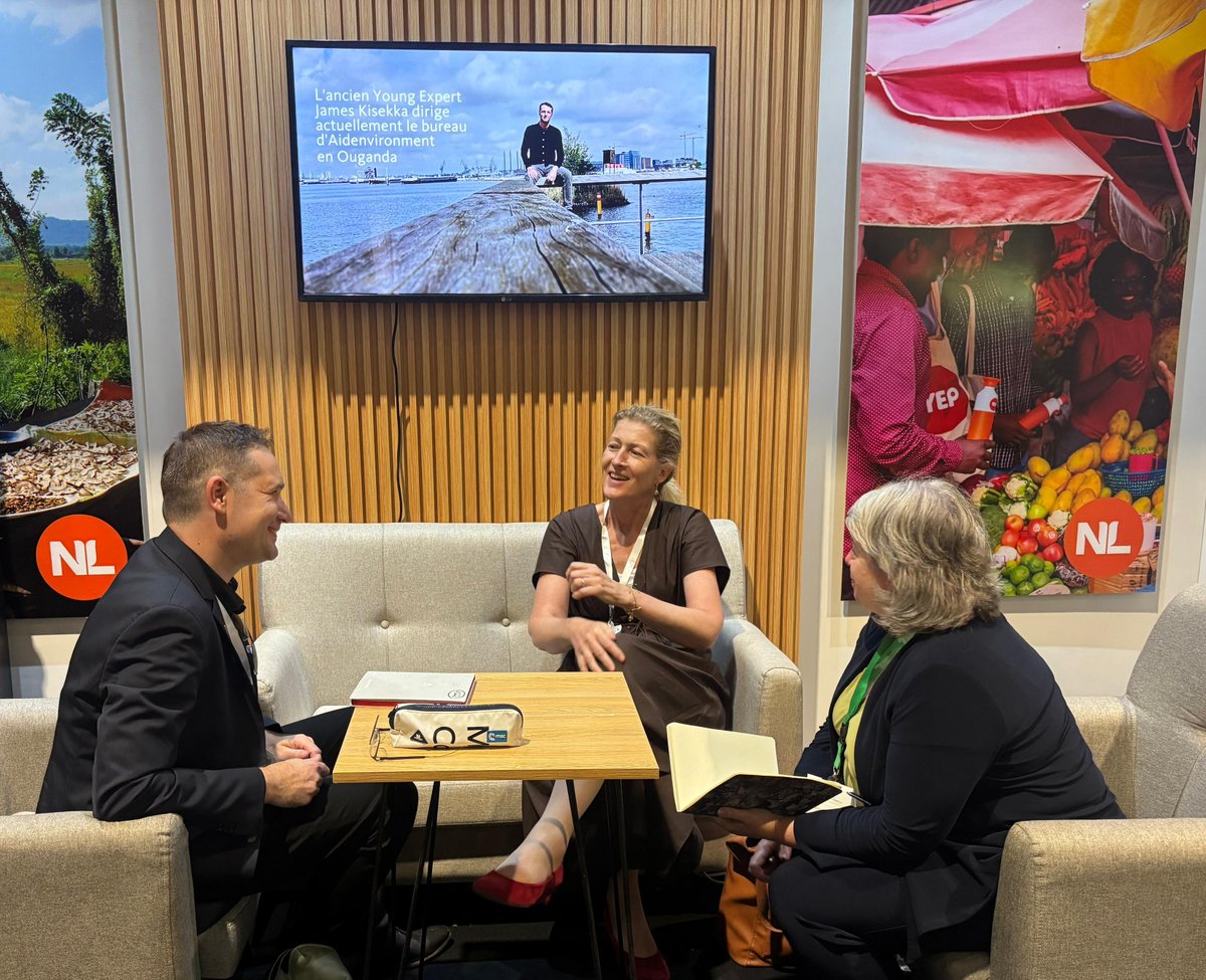 Bram Govaerts CIMMYT (@bramaccimmyt) on Twitter photo .<a href="/CIMMYT/">CIMMYT</a> empowers smallholder farmers, including #ruralyouth, through science, climate-resilient techs, & market innovations to adapt & thrive in agri-food systems.
Thanks <a href="/WampieLibon/">Wampie Libon</a>, Director, International Enterprise Department at <a href="/DutchMFA/">Dutch Ministry of Foreign Affairs 🇳🇱</a>, for the dialogue. #AFSForum2025 .<a href="/CIMMYT/">CIMMYT</a> empowers smallholder farmers, including #ruralyouth, through science, climate-resilient techs, & market innovations to adapt & thrive in agri-food systems.
Thanks <a href="/WampieLibon/">Wampie Libon</a>, Director, International Enterprise Department at <a href="/DutchMFA/">Dutch Ministry of Foreign Affairs 🇳🇱</a>, for the dialogue. #AFSForum2025