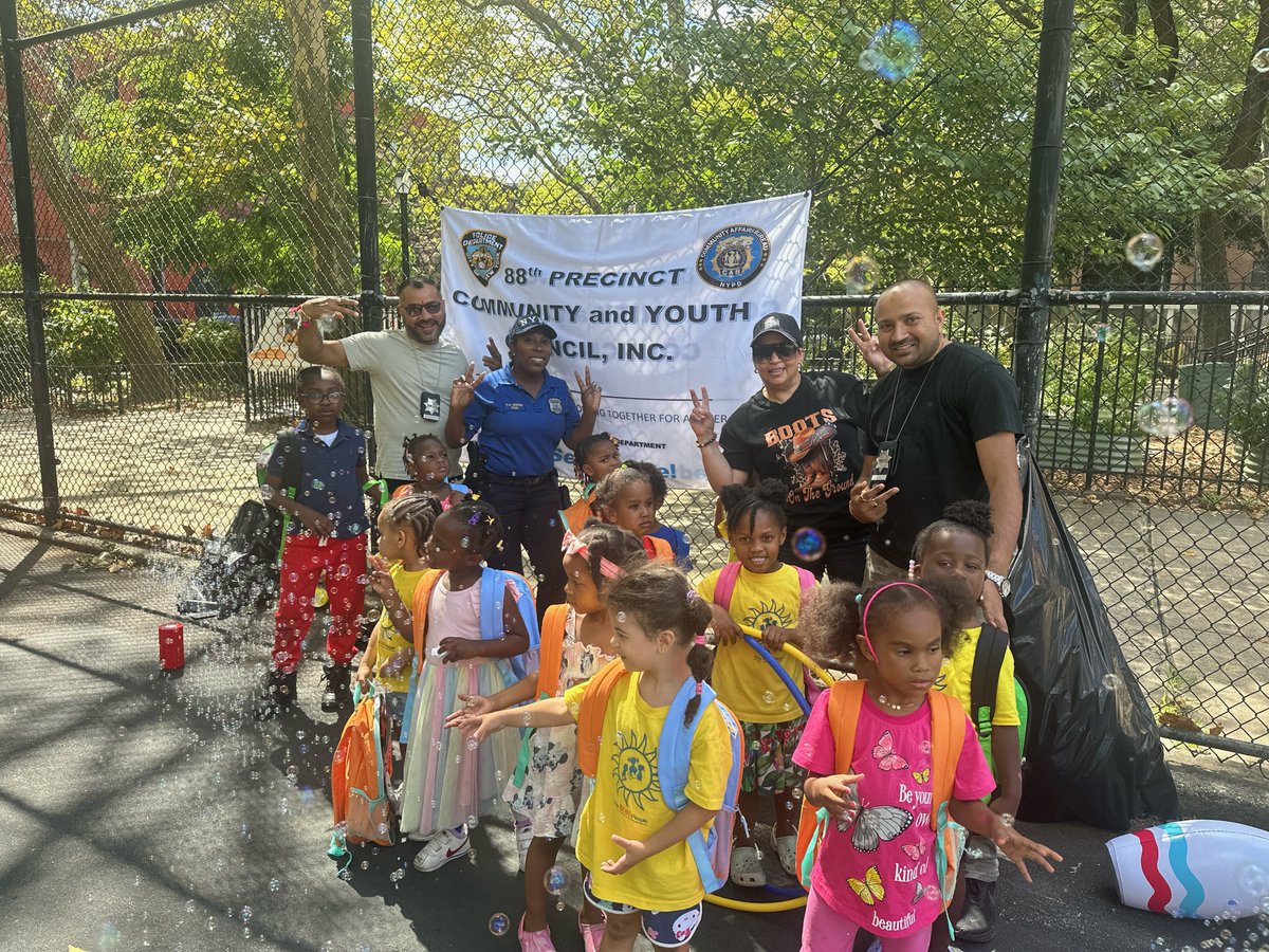 Smiles, backpacks, and a whole lot of love💙Our 88th Precinct Community &amp; Youth Council Bookbag Giveaway was a beautiful reminder of what community is all about. Thank you to every family, volunteer &amp; partner who made it possible. Wishing all students a fantastic school year!✏️📚