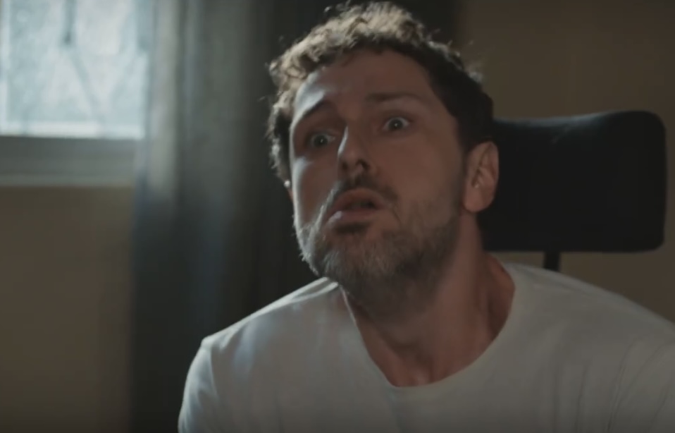 O Guilherme Magon com certeza é um dos poucos acertos de #ValeTudo, mesmo sem falar nada o cara sabe expressar cada cena com excelência!