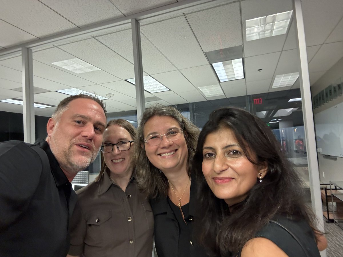 BankSocial.io (@banksocialio) on Twitter photo BOOM! 💥 What an incredible evening.
BankSocial CEO, John Wingate (<a href="/PresidentHODL/">John Wingate</a>) met with SEC Commissioner <a href="/HesterPeirce/">Hester Peirce</a> and her team at our office!
Together, we’re building the standards that will guide the next 100 years of finance. BOOM! 💥 What an incredible evening.
BankSocial CEO, John Wingate (<a href="/PresidentHODL/">John Wingate</a>) met with SEC Commissioner <a href="/HesterPeirce/">Hester Peirce</a> and her team at our office!
Together, we’re building the standards that will guide the next 100 years of finance.