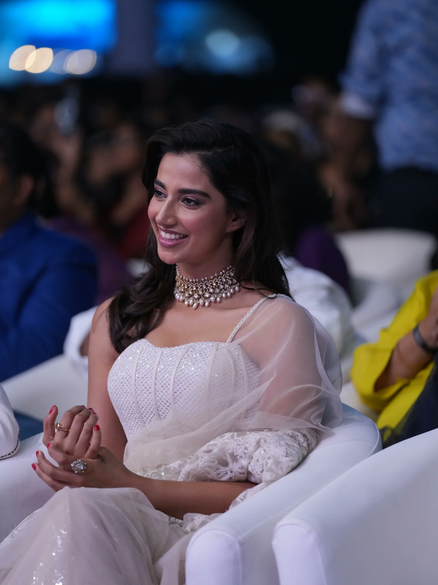 Gz9zaP2bkAEffE5?format=jpg&name=large