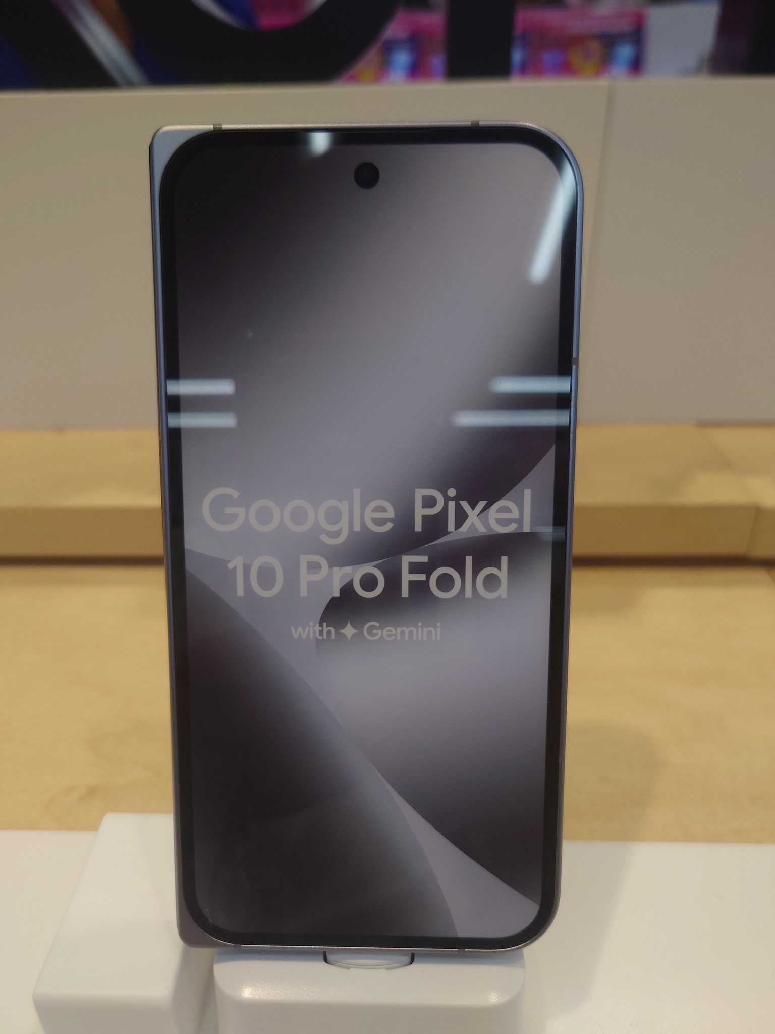 Google pixel10 Pro モックアップ Google Pixel10 PRO モックアップ - モックセンター