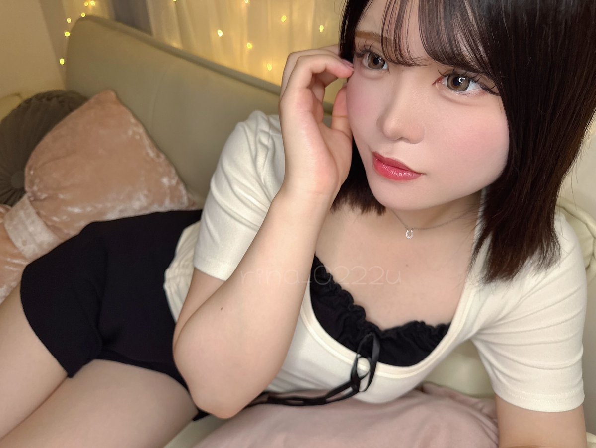 rina_0222u's tweet photo. こう見えて配信で人に見せられないようなことしてます。 https://t.co/Yc6yawg0Tm