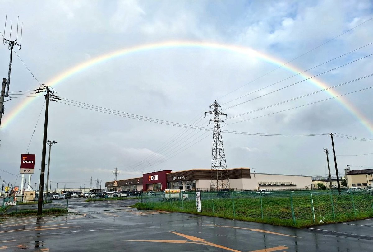 #HSFL
奇跡の駐車場
夢の駐車場

←☀#HSFL2025

🌈今年の5月？→
※代替テキスト