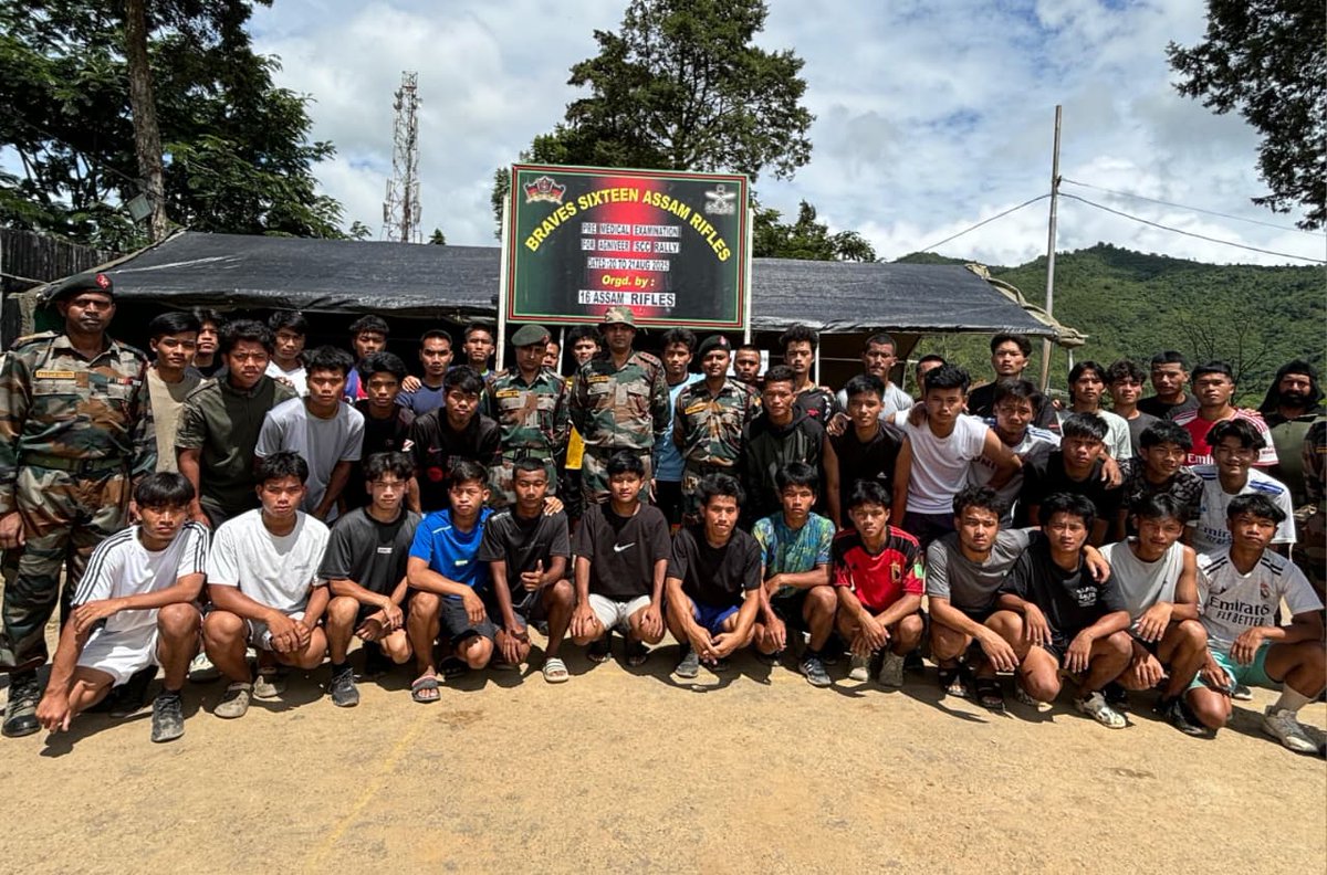 ASSAM RIFLES CONDUCTS PRE-MEDICAL EXAMINATION FOR AGNIVEER ASPIRANTS IN MANIPUR
#AssamRifles conducted a Pre-Medical Examination for Agniveer aspirants at Hengbung wef 20–21 Aug 2025. The initiative was aimed at preparing the candidates for the upcoming recruitment rally by