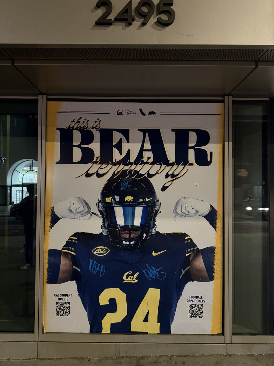 bennett85098's tweet image. BREAKING: We have arrived in Berkeley to infiltrate the #Calgorithm.