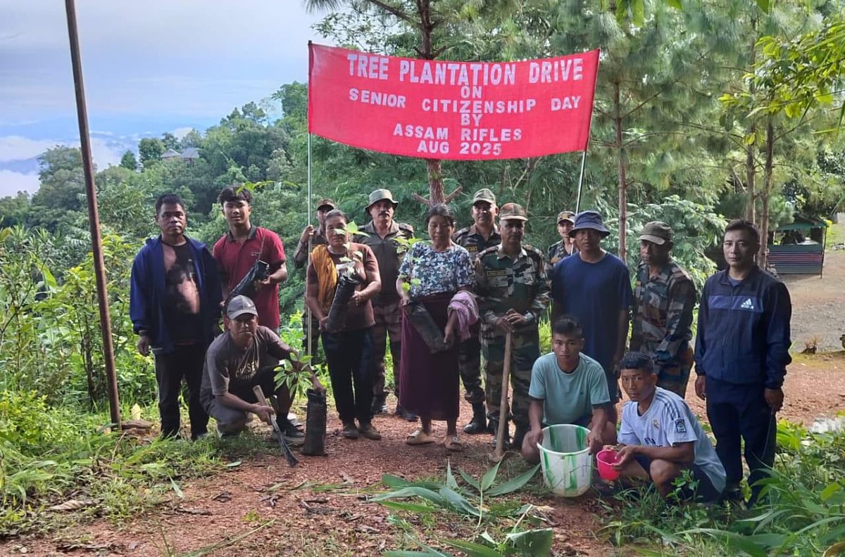 ASSAM RIFLES CELEBRATES SENIOR CITIZENSHIP DAY WITH TREE PLANTATION DRIVE IN MANIPUR
#AssamRifles organised a vibrant Tree Plantation Drive on the occasion of Senior Citizenship Day at Wanglee village, Manipur on 21 Aug 2025. Spearheaded by the Wanglee Company Operating Base
