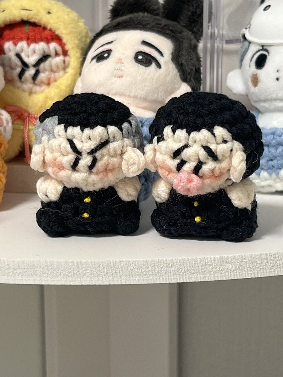 가쿠란 🖤

사진 색감 차이로 쿨톤과웜톤을 오고가는 
우명이네