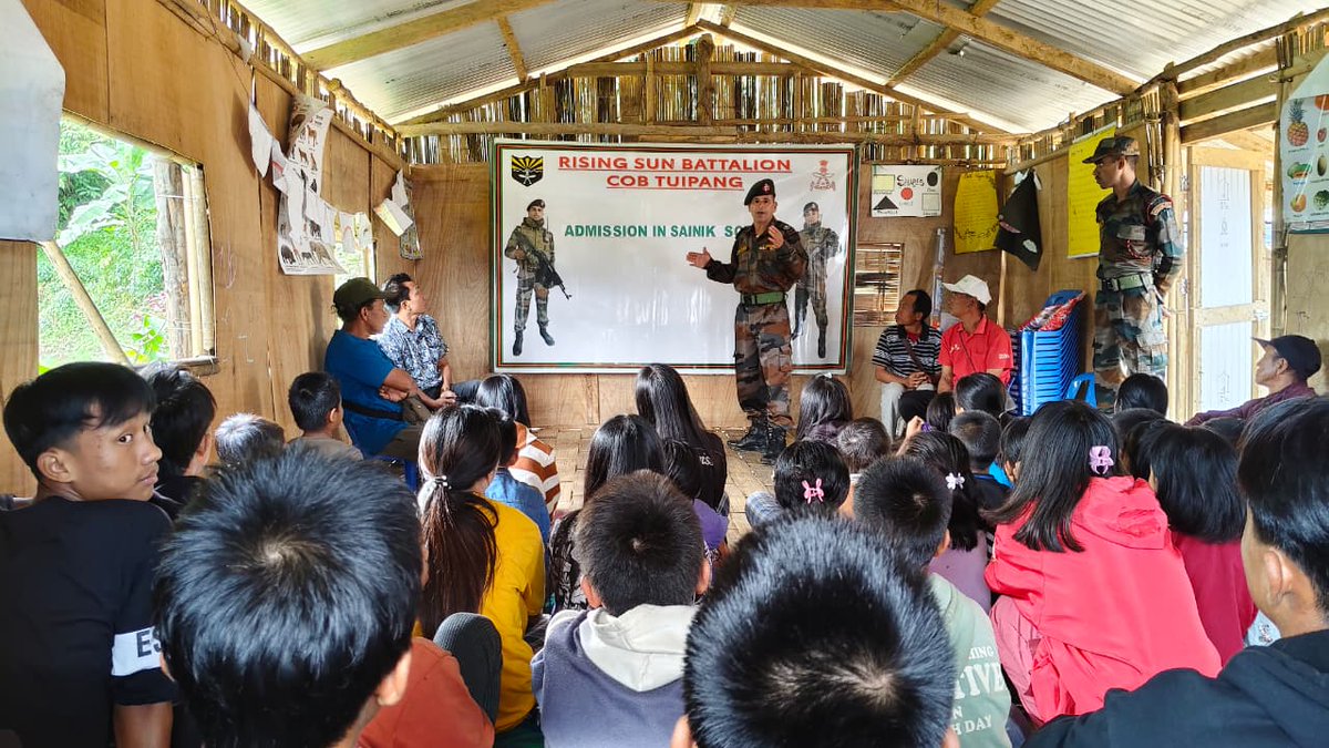 ASSAM RIFLES ORGANISES A LECTURE ON ADMISSION TO SAINIK SCHOOL, MILITARY SCHOOL AND RIMC IN MIZORAM
#AssamRifles conducted an informative lecture on the admission procedures for Sainik Schools, Military Schools and the Rashtriya Indian Military College (RIMC) at Village Tuipang,