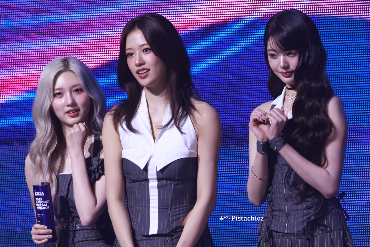 zwycoder's tweet image. 250821 🐿️🐶🐰

#아이브 #IVE #가을 #Gaeul
#유진 #Yujin #원영 #Wonyoung