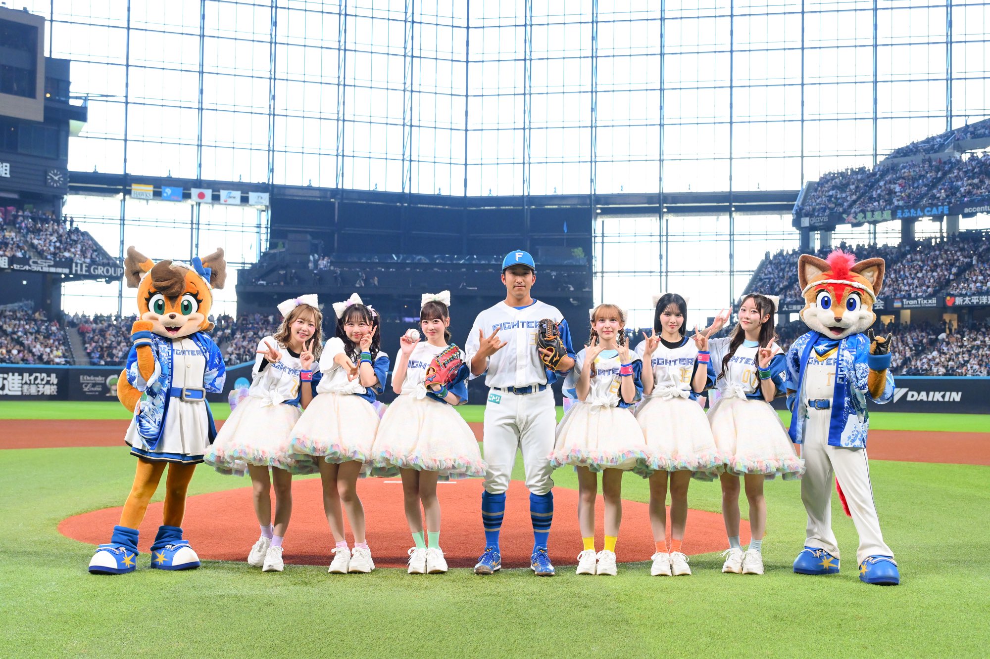冨田菜々風 4周年コンサート衣装② ピオニーズ 直筆 ヨリ チュウ ヒキ コンプ 冨田 菜々風 on X: 