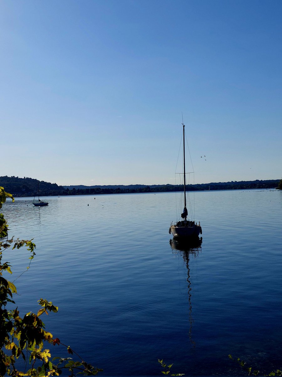 Good morning Saturday everyone...⛅️🍀💕

“Il destino è un'invenzione della gente fiacca e rassegnata.”

(I. Silone)