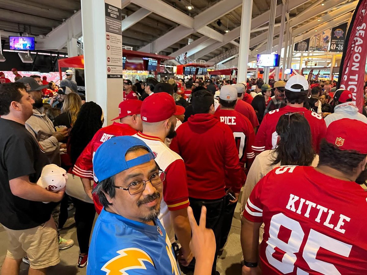 Yeah I still live in the Bay!

GAMEDAY tomorrow, Fam!
#BoltFam ⚡️⚡️⚡️