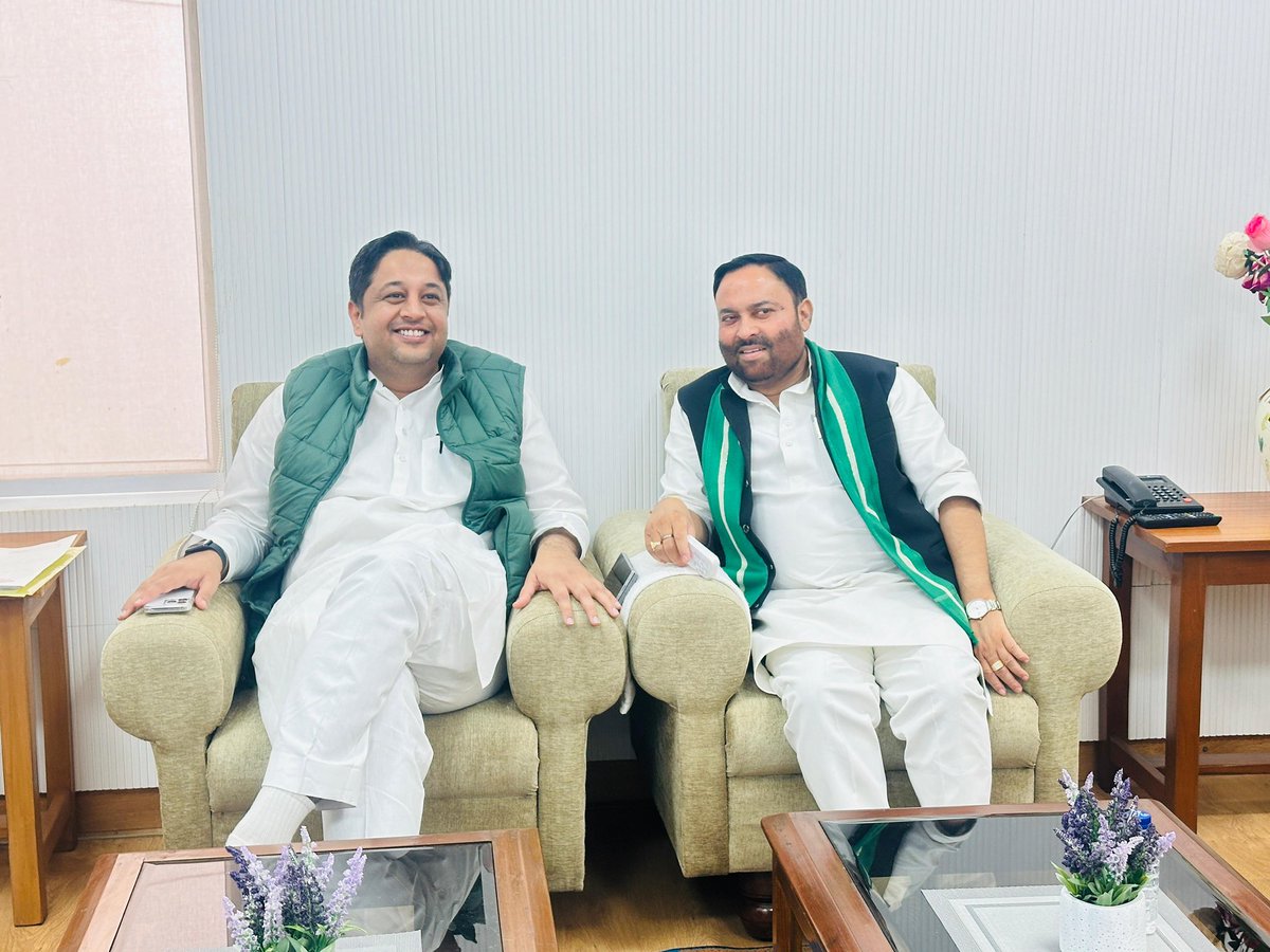 ANIL KUMAR (@anilkumarmzn) on Twitter photo बिजनौर लोकसभा से मा0 सांसद श्री चंदन चौहान जी को जन्मदिन की हार्दिक शुभकामनाएं।
आप स्वस्थ और दीर्घायु रहें, प्रकृति से यही कामना करता हूं।
<a href="/ChandanChauhanS/">Chandan Chauhan</a> बिजनौर लोकसभा से मा0 सांसद श्री चंदन चौहान जी को जन्मदिन की हार्दिक शुभकामनाएं।
आप स्वस्थ और दीर्घायु रहें, प्रकृति से यही कामना करता हूं।
<a href="/ChandanChauhanS/">Chandan Chauhan</a>