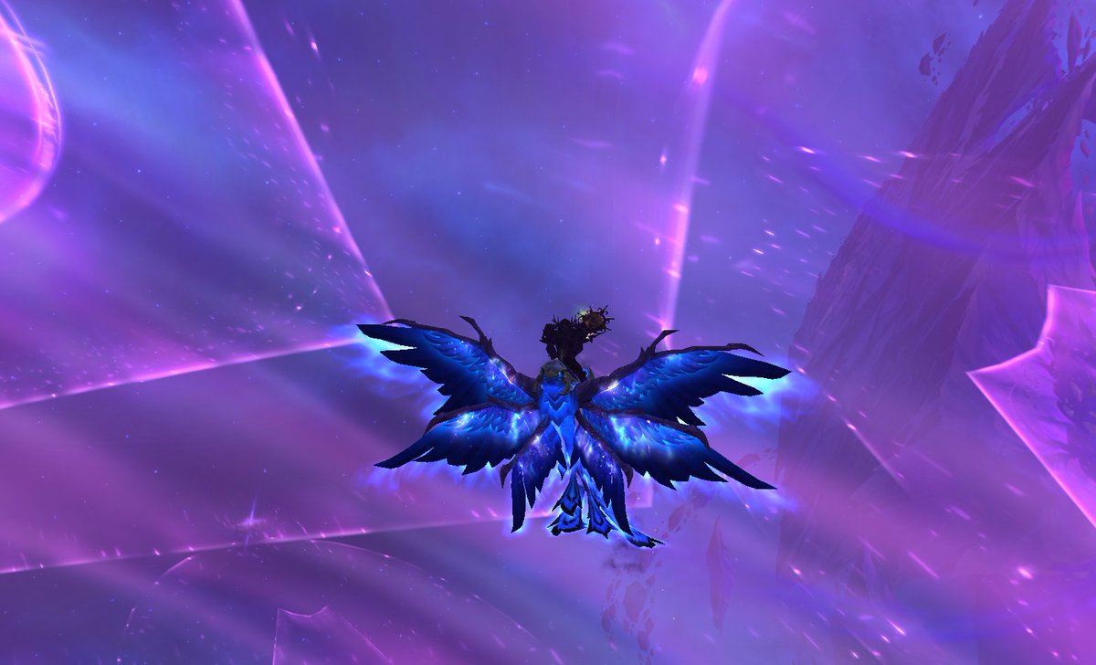 this mount is soooo fitting for my shadow priest ^.^ SO PRETTYYYY 💙💜