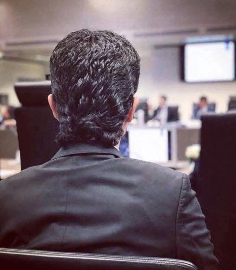 بعده يحن على حلاقة المطيرچية.