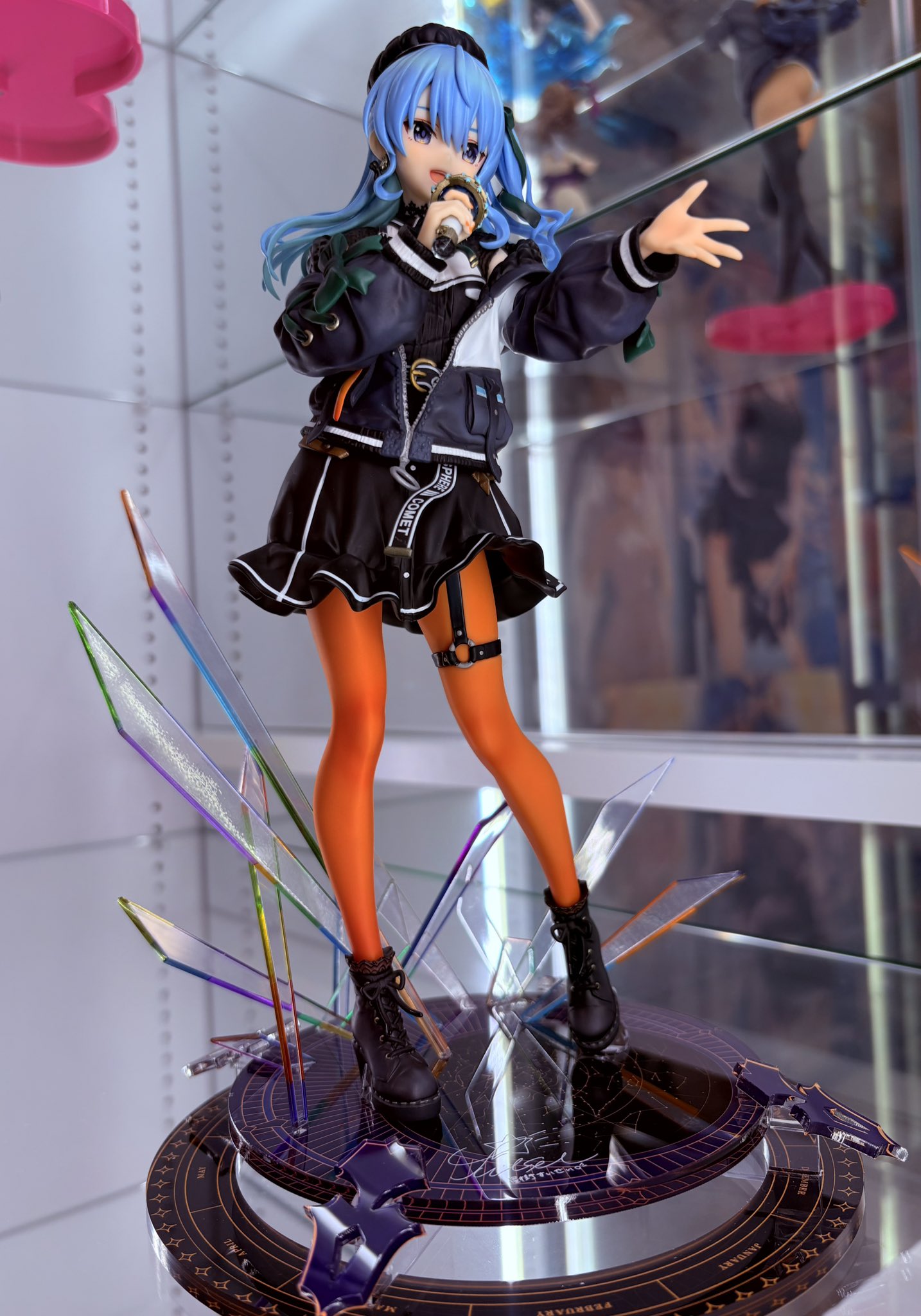ホロライブ　フィギュア ホロライブ・星街すいせいの“等身大”フィギュアが1/7スケールで