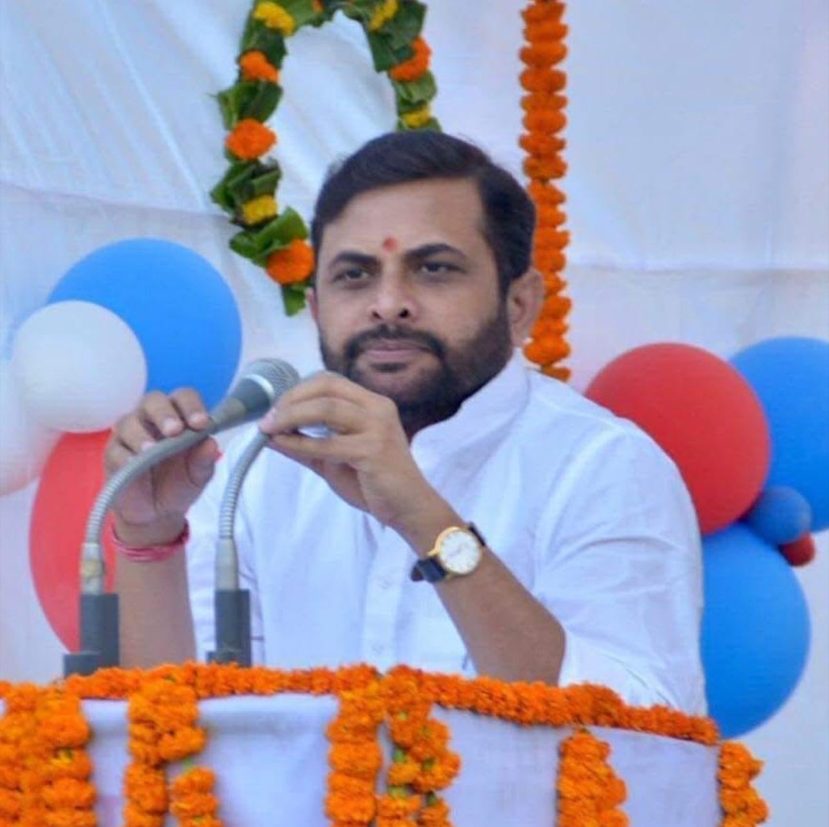 AmitGuptaCG's tweet photo. आदरणीय बड़े भाई श्री @akhileshsonibjp जी का भारतीय जनता पार्टी प्रदेश महामंत्री पदभार ग्रहण उपरांत मां महामाया की नगरी अम्बिकापुर में हार्दिक स्वागत वंदन अभिनंदन..💐🙏
@BJP4India @BJP4CGState https://t.co/Ou7Q23XvMK