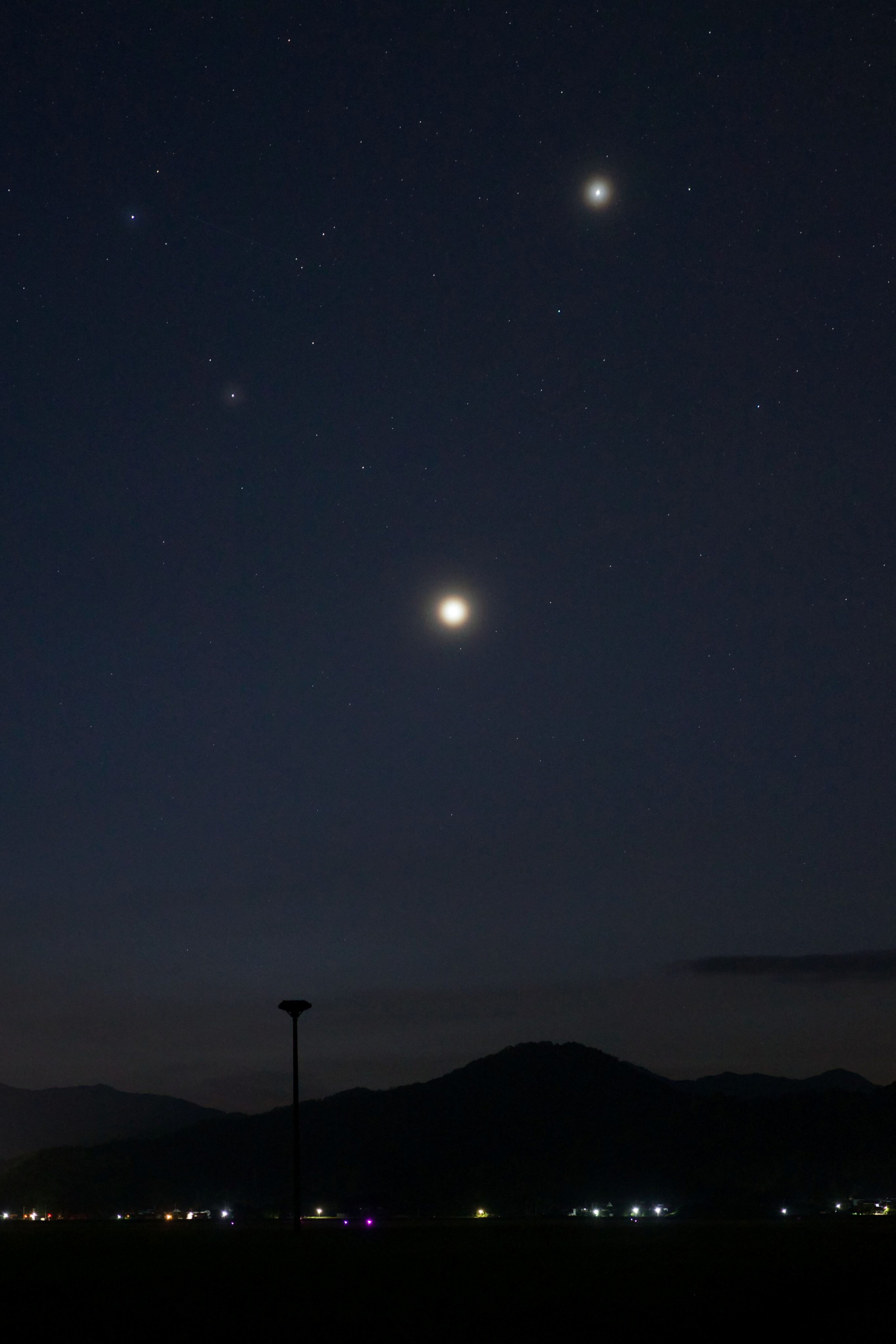 星空と月さま専用 月が土星、金星に接近（2025年2月） | 国立天文台(NAOJ)