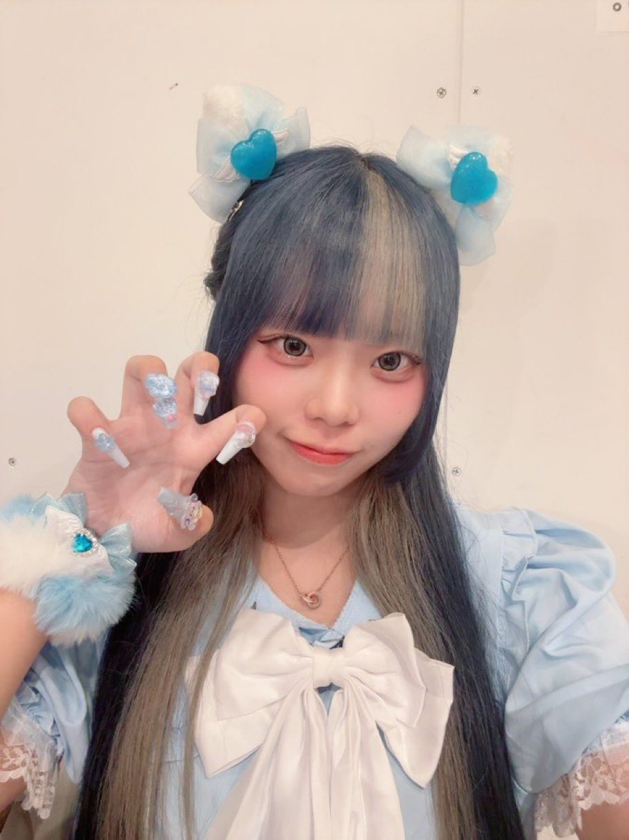 ☆アネモネ☆様♡ありがとうございます♡ ️🩵🖤‎🤍 スマホケース小さい頃から大好きなパワパフのバブルス
