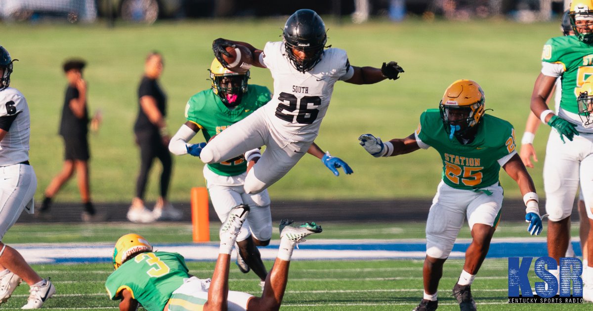 No. 15 South Warren cruised to a 21-point victory over Bryan Station in the KSR Game of the Week.

(📸: <a href="/bryce_stevenson/">Bryce</a>)

READ: on3.com/teams/kentucky…