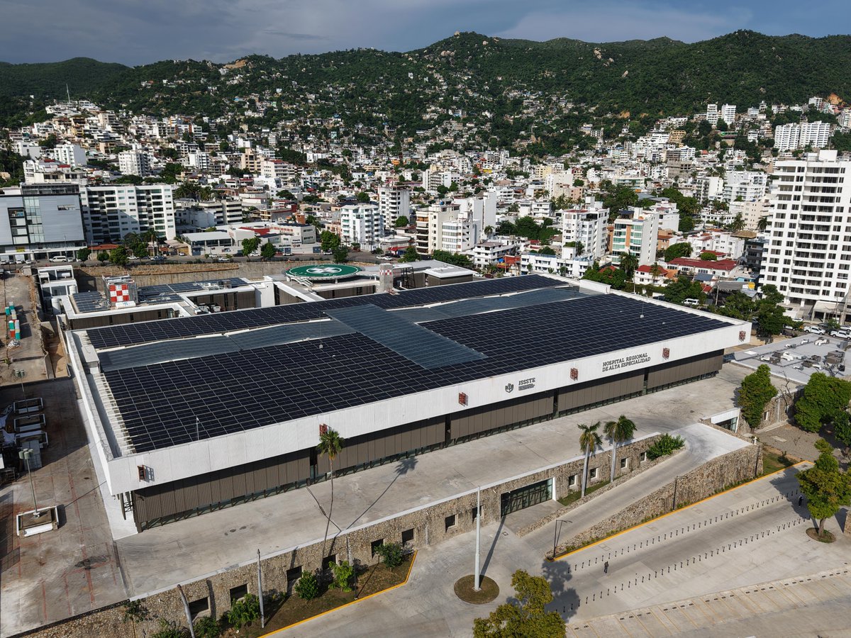 Inauguramos el Hospital Regional de Alta Especialidad del ISSSTE en Acapulco, Guerrero. Es algo extraordinario, tiene más de 400 camas, así como ocho quirófanos; totalmente equipado. 

Renacionalizamos esta institución pública.