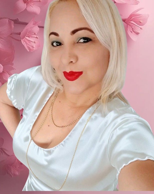 Que tu exterior siempre irradie lo bonito que llevas por dentro... 🩷
