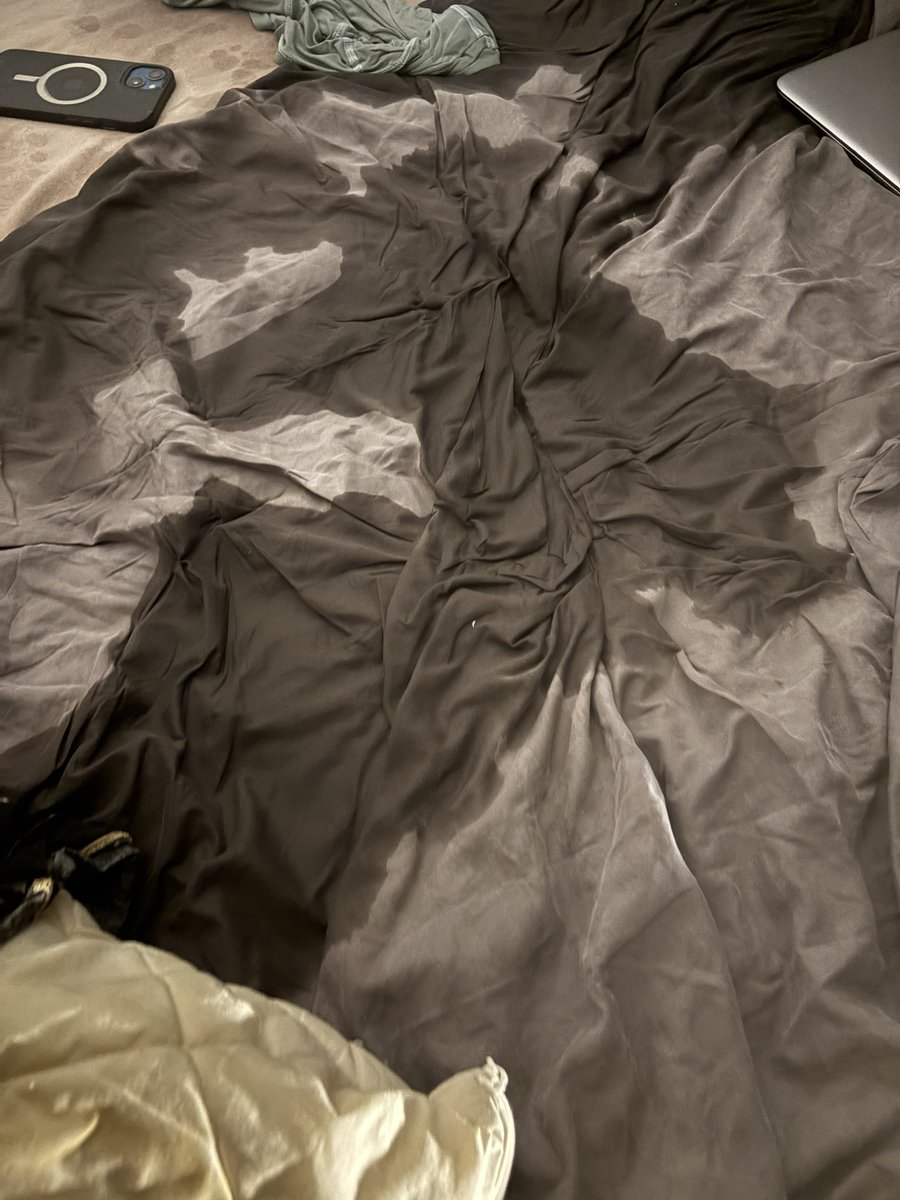 Peeboy69 tweet media