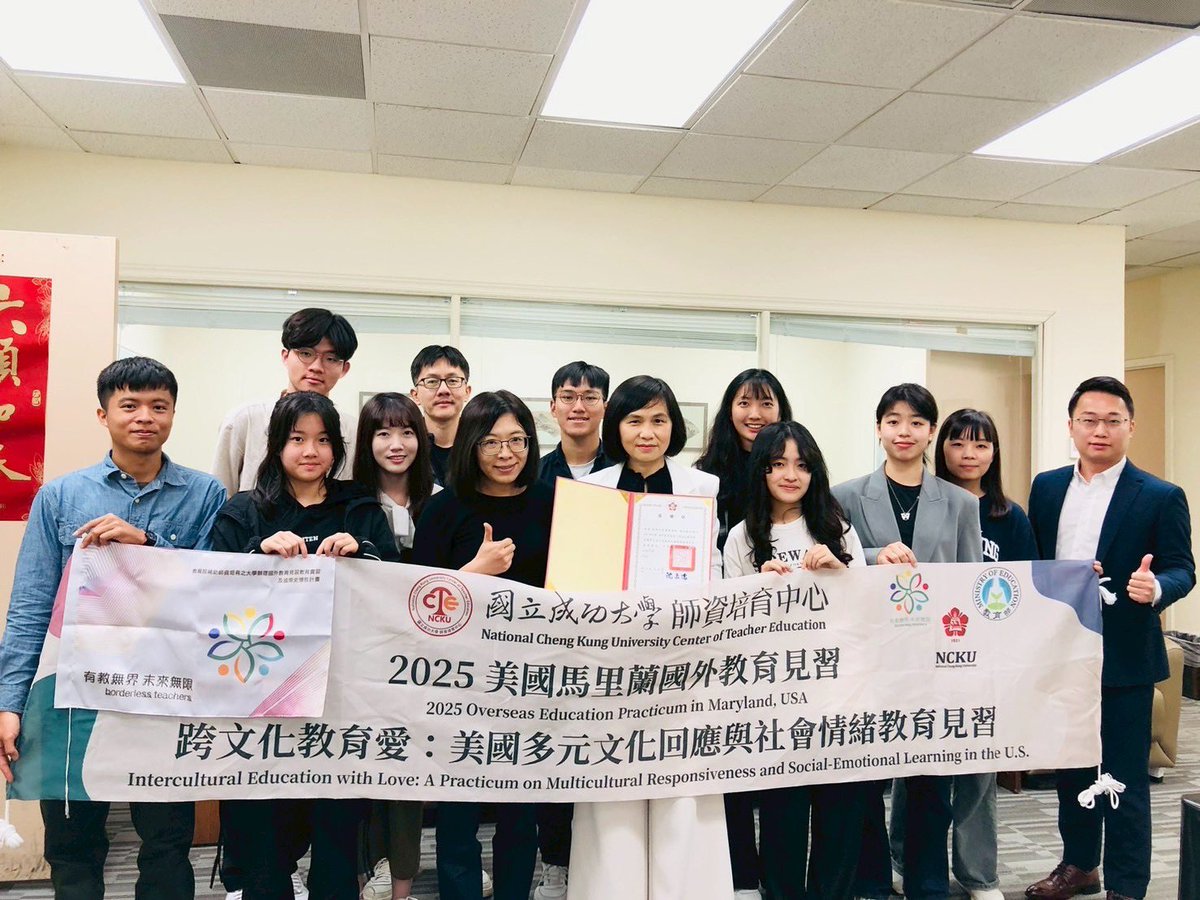 Sophie_Chou168's tweet photo. A busy day with guests from NCKU https://t.co/ndZtvEdFsS