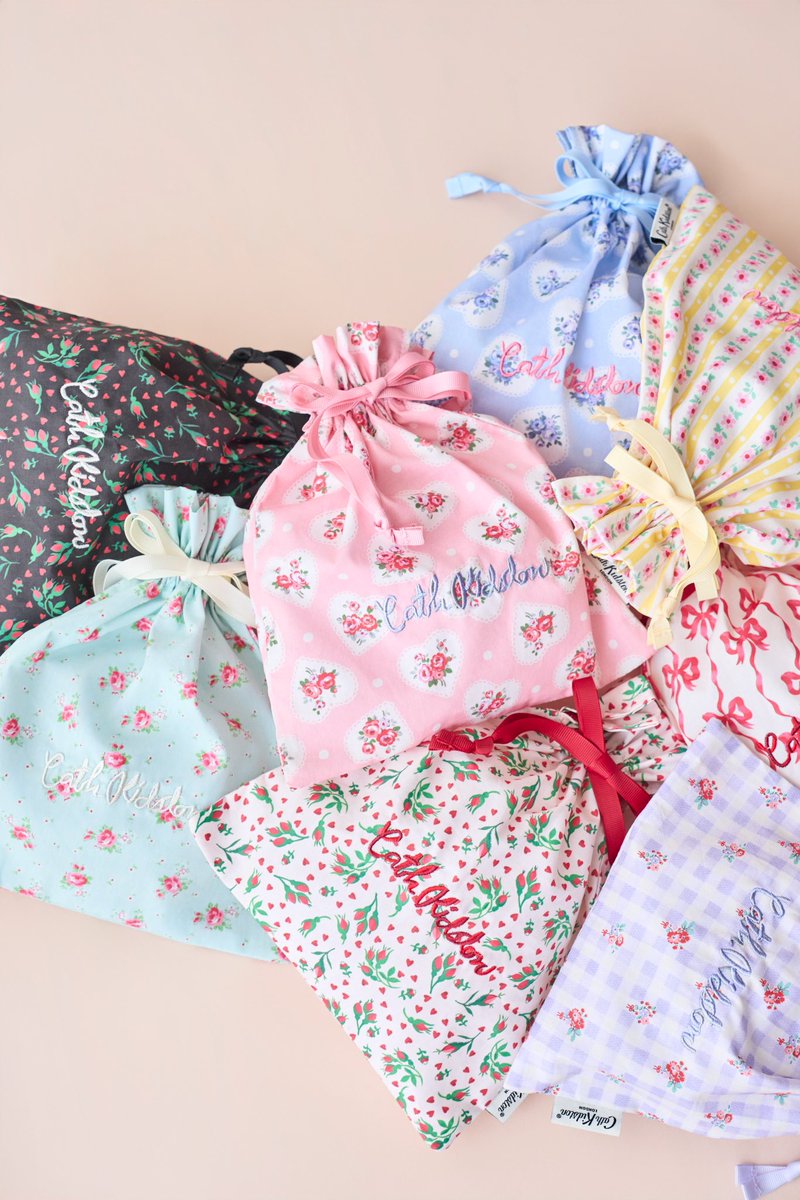 エルメの待ち時間にCath Kidstonでお買い物💐🤍ショートパンツのパジャマとハンカチ購入しました🫶🏻✨久しぶりに行ったら全部可愛くて欲しいのたくさんある👶🏻🎀🤍行った日はイベントしててお菓子もらえました➰

#cathkidston
#キャスキッドソン